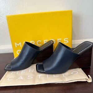 Mercedes Castillo top grain soft all leather upper/ lining wedge sandal size 8,5
